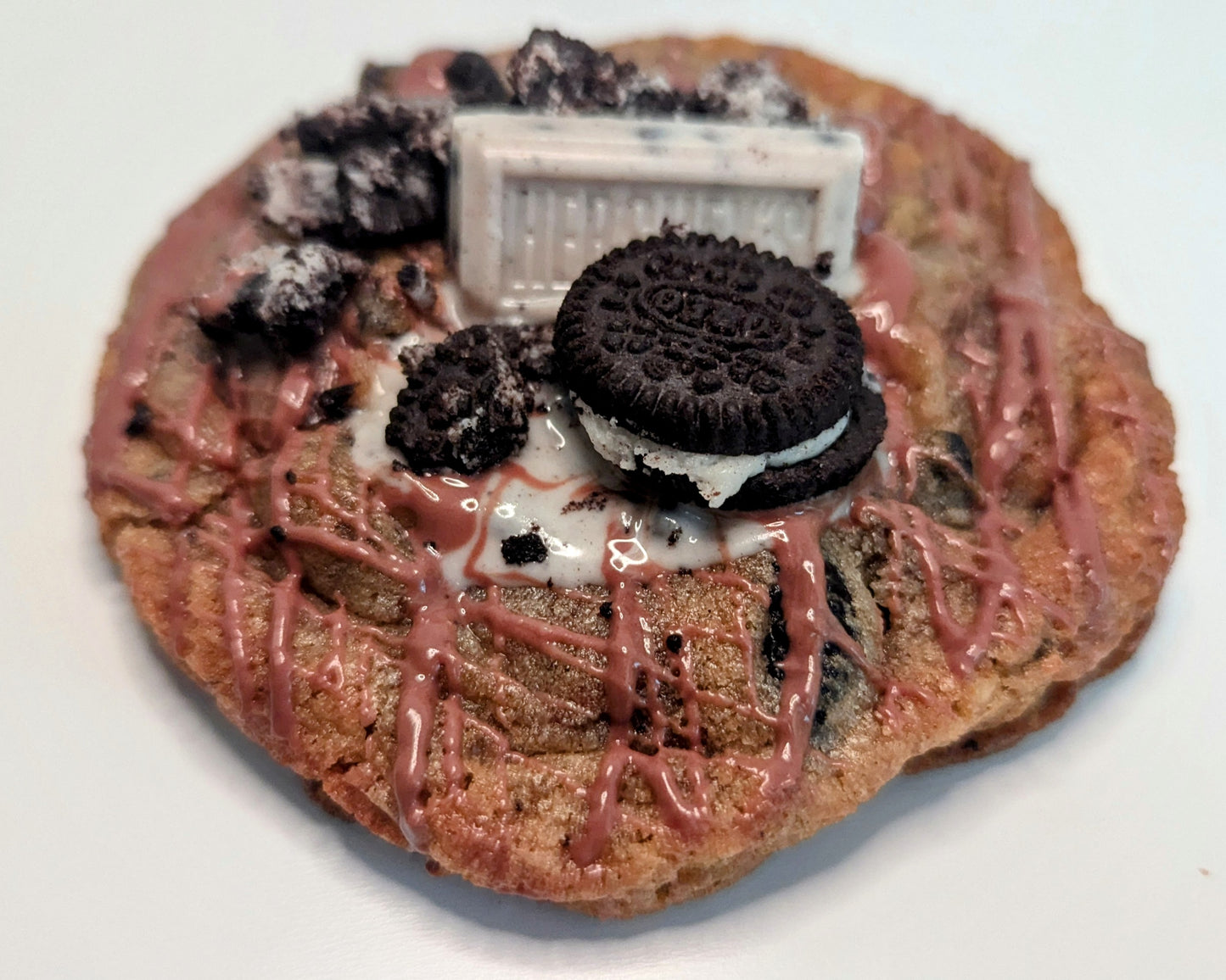Cookies & Cream Cookie